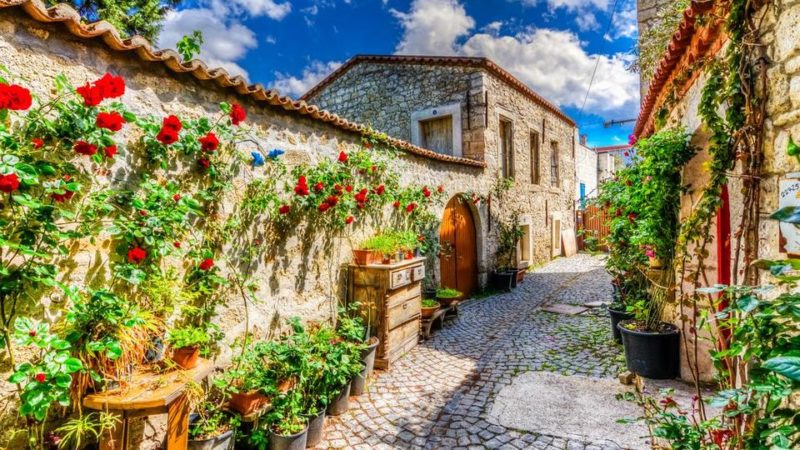 Alacati: A windy paradise in Turkey – TRT World