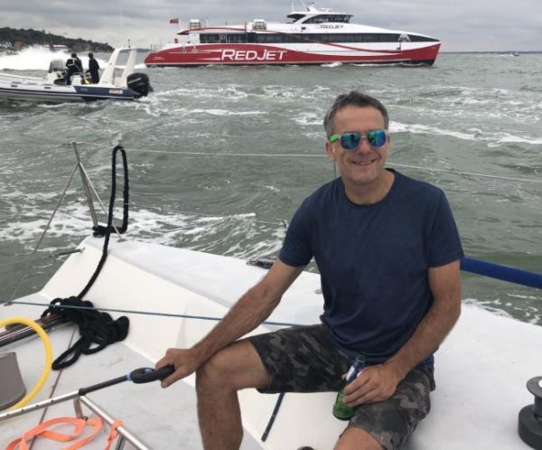 ‘He didn’t suffer’ — Compton kiteboarder was caught by strong winds and slammed into cliff face – Isle of Wight County Press