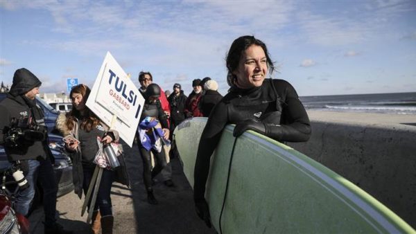 Tulsi Gabbard makes a splash — surfing in freezing New Hampshire – NBC News