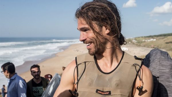 Pro surfer Alex Botelho rushed to hospital after serious incident at surfing competition – Fox News