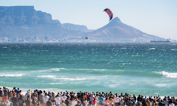 Riders list announced for 2020 Red Bull King of the Air – SurferToday