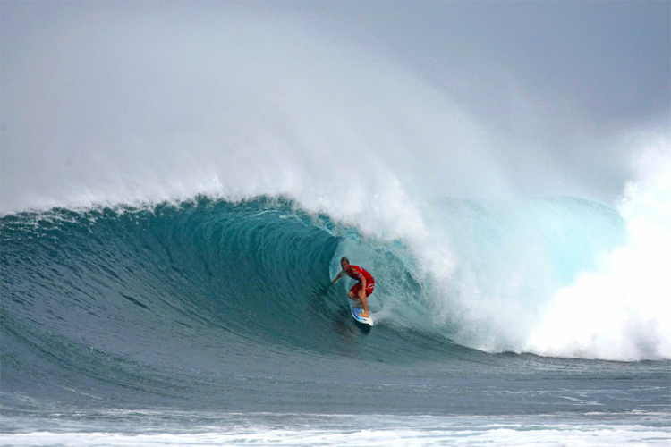 Praia de Santa Bárbara: one of the best and most famous surf spots in the Azores Islands | Photo: Masurel/WSL