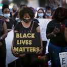 Crowd gathers for peaceful march in Newport News