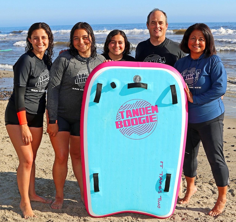 Tandem Boogie: it takes two to ride a bodyboard – SurferToday