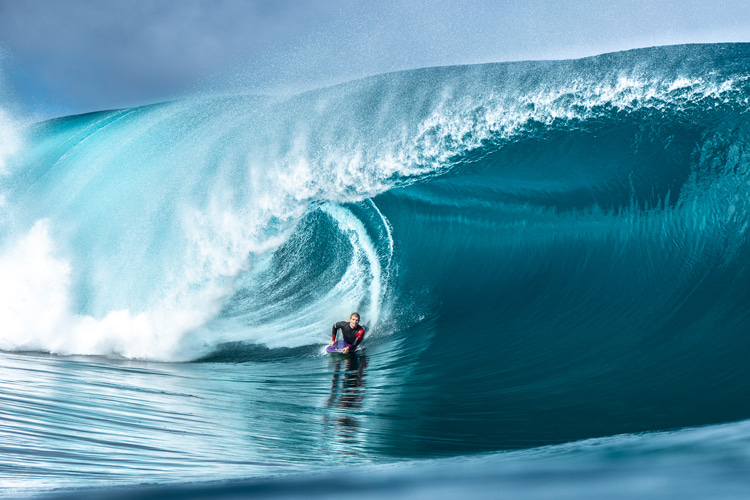 Teahupoo: boats are photographers' worst nightmares | Photo: Hahn