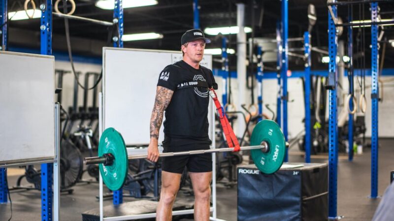 Logan Aldridge: Well Armed with One-Arm in Fitness, Sports, and CrossFit – BarBend