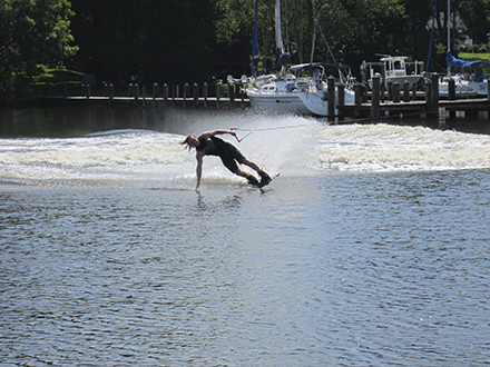 Wakeboarding school offers tips and tricks of the trade – Washington Daily News – thewashingtondailynews.com