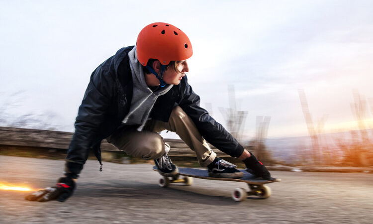 How to slow down and stop on a skateboard – SurferToday