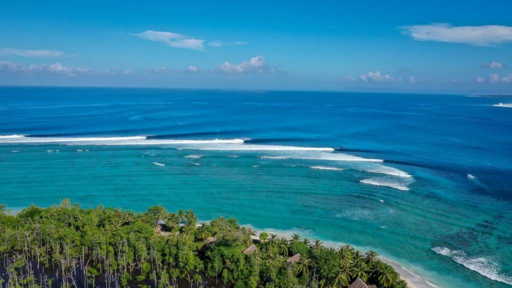 Loophole of the century: Buy $1700, sixty-day Indonesian visa, surf empty Mentawais! – BeachGrit