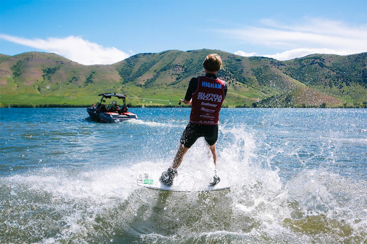 2020 Pro Wake Tour goes digital – SurferToday