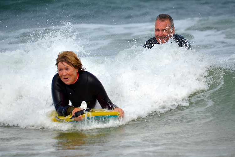 “Board Stiffs”: the group of retirees who discovered bodyboarding – SurferToday