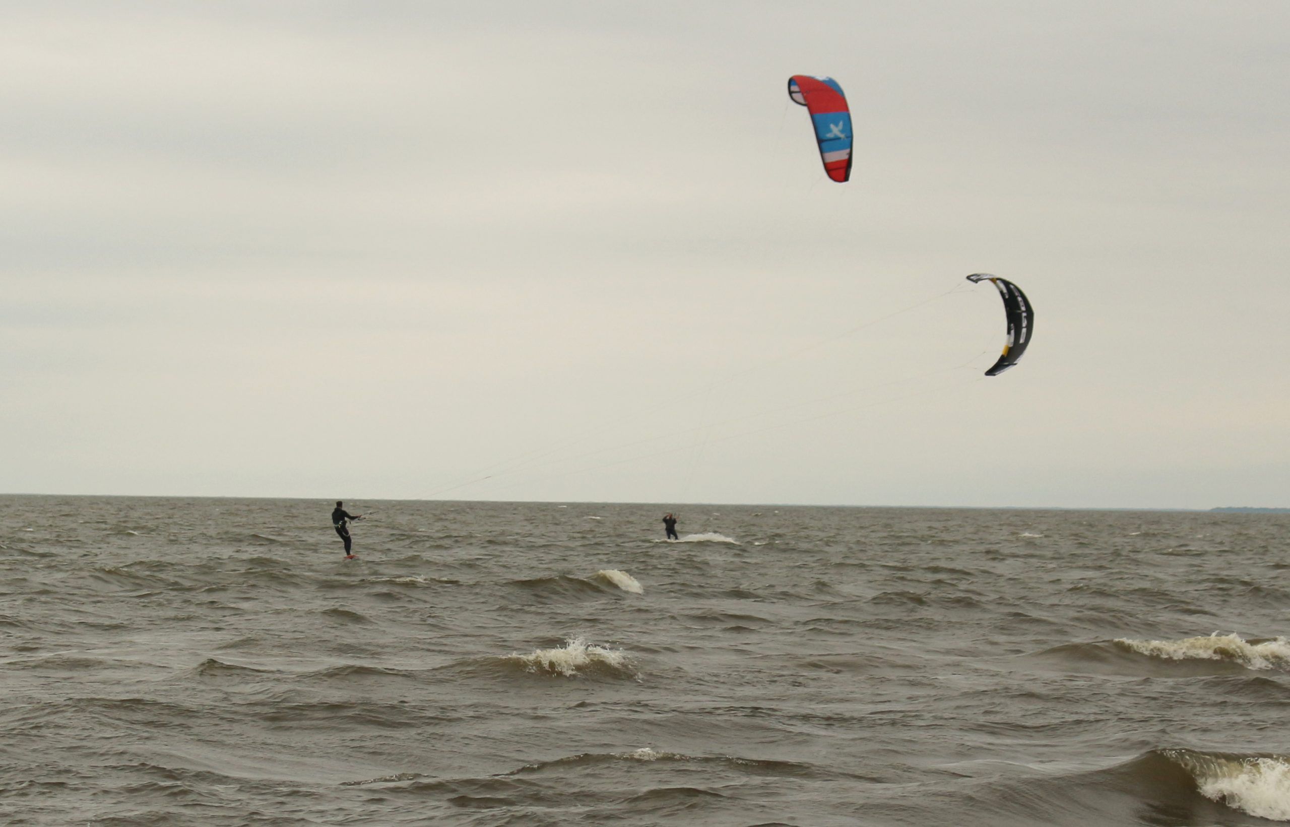 Kite boarders take last kick at the waves – The North Bay Nugget