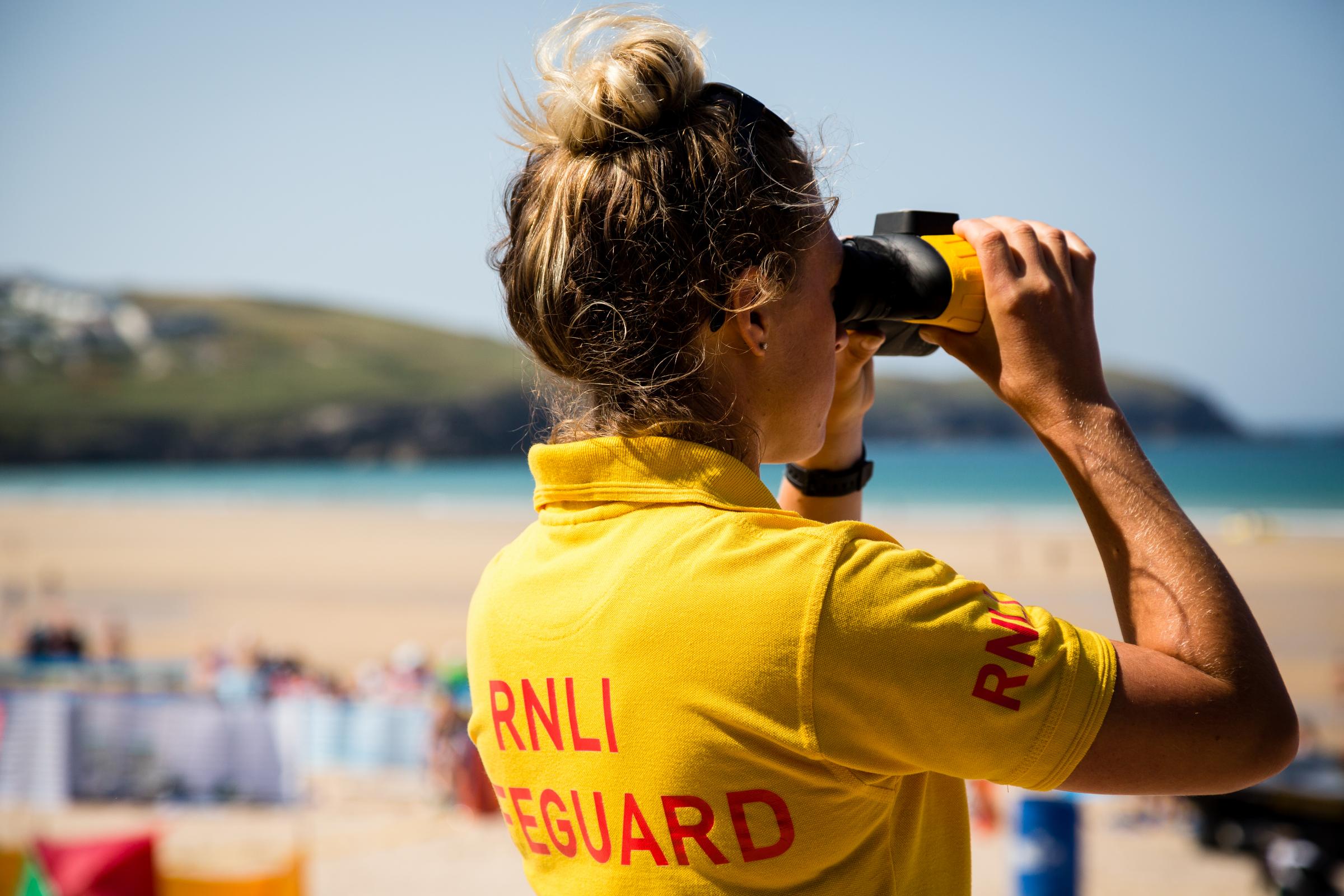 RNLI lifeguard patrols end at West Bay and Lyme Regis – Dorset Echo