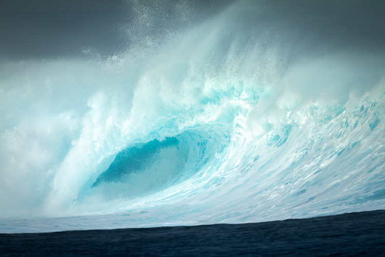 Cloudbreak: a dreamy yet sometimes unpredictable left-hand wave | Photo: Shutterstock