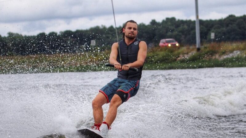 Fourth year Gordie Graham wins wakeboarding competition at 2020 East Coast Watersports Championship – University of Virginia The Cavalier Daily