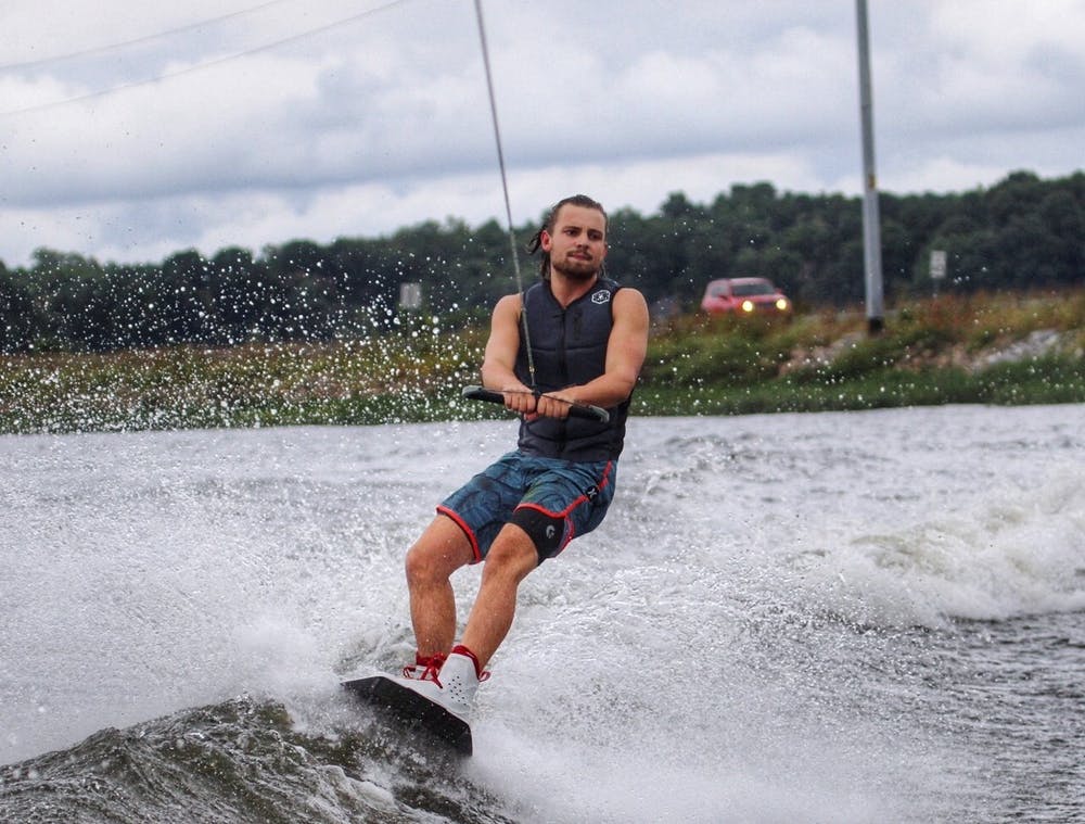 Fourth year Gordie Graham wins wakeboarding competition at 2020 East Coast Watersports Championship – University of Virginia The Cavalier Daily