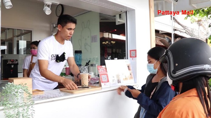 Pattaya windsurfing champ opens bubble tea stand – Pattaya Mail